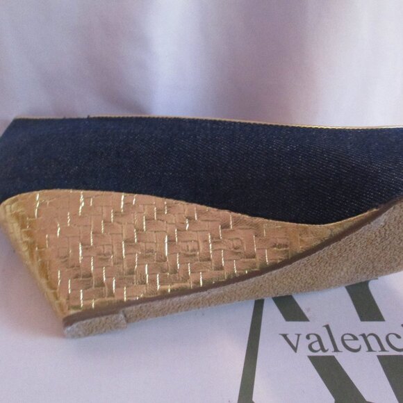 AJ Valenci Shoes Size 12 Denim Wedge Peep Toe Pumps Gold Trim Comfort - Picture 4 of 7